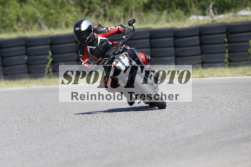 /Archiv-2025/48 25.08.2025 Cornu Master School ADR/gruen-vert/43